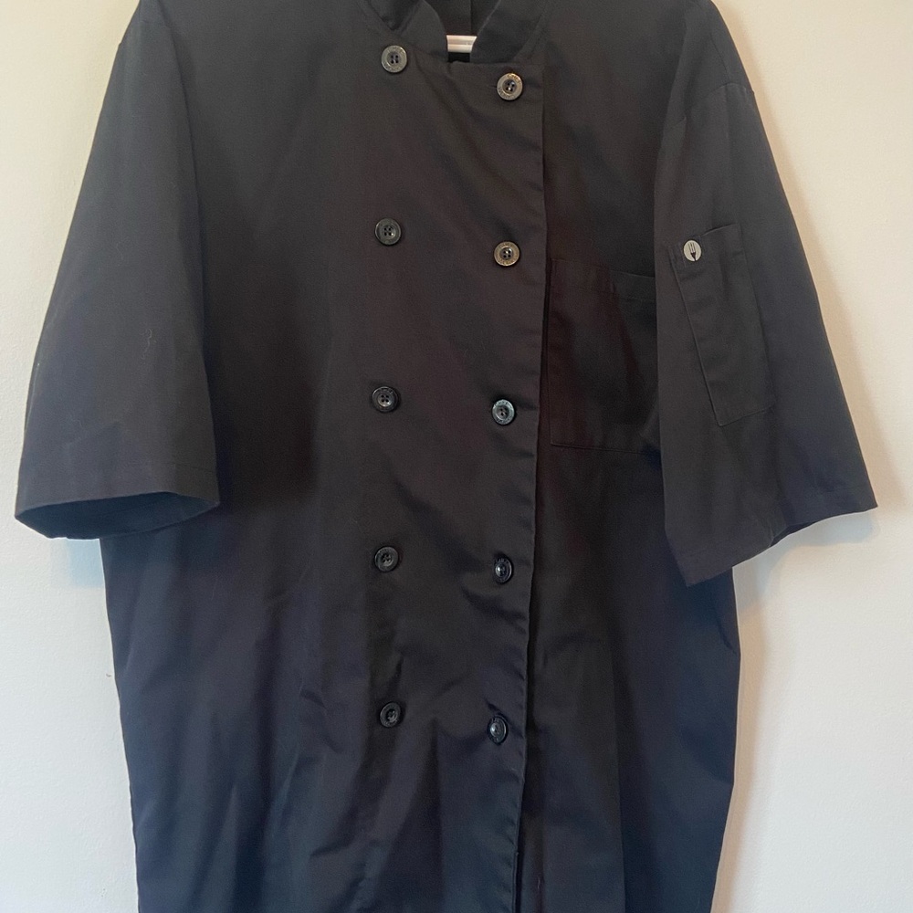 Men's Black Double-Breasted Chef Jacket. Short sleeve. sleeve pocket.